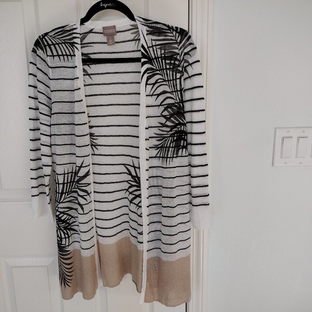 Chico's, Size 1 but fits like a 2 (M) colors white, black and tan
